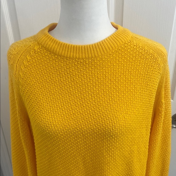 H&M Vibrant Yellow Crew Neck Sweater  Long Sleeve Drop Shoulders Sz M - Picture 2 of 12